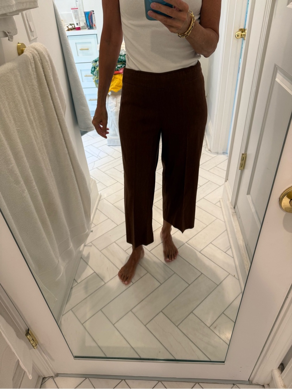Avenue Montaigne  Brown cropped pants